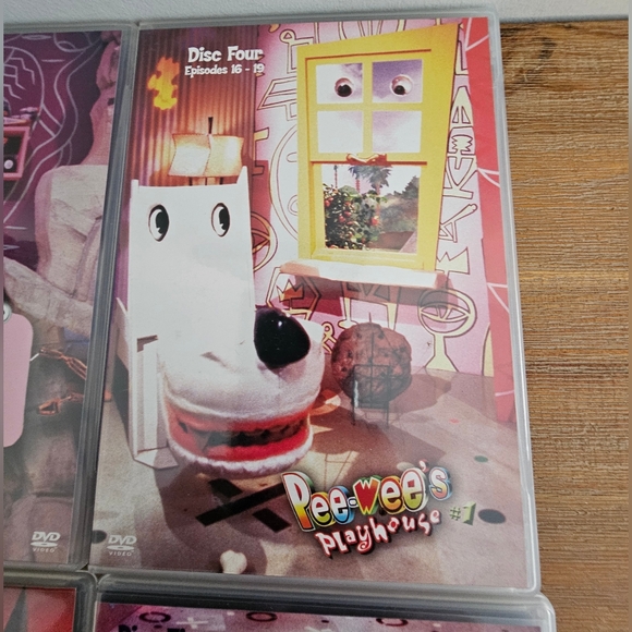 PEEWEE'S PLAYHOUSE Season 1 Episodes 8 thru 23 - Picture 4 of 6